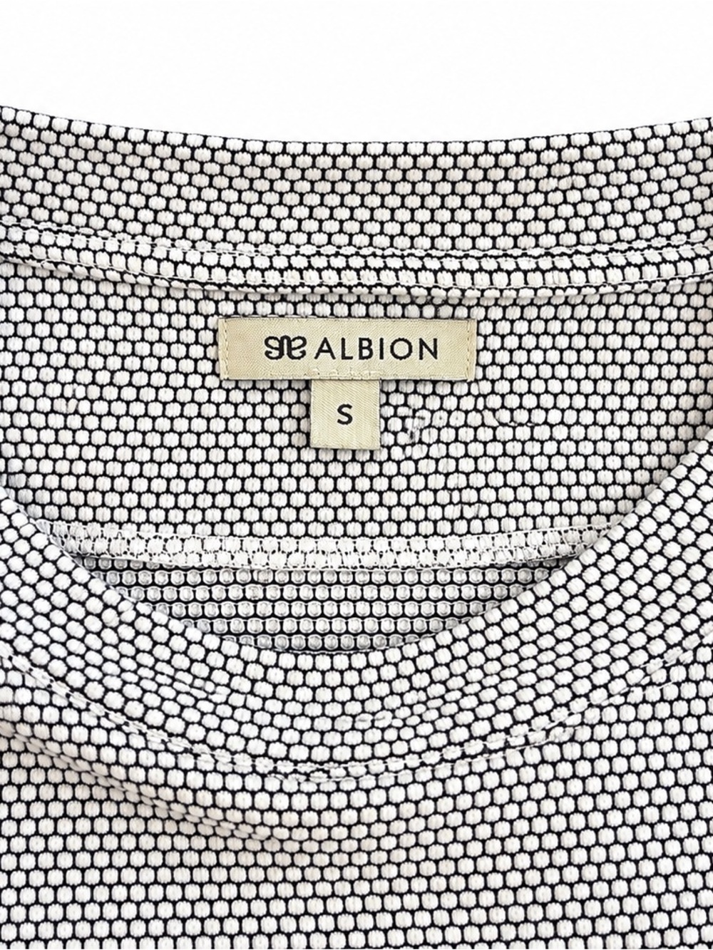 Albion Fit Serena Honeycomb Top – Size Small - Picture 5 of 9